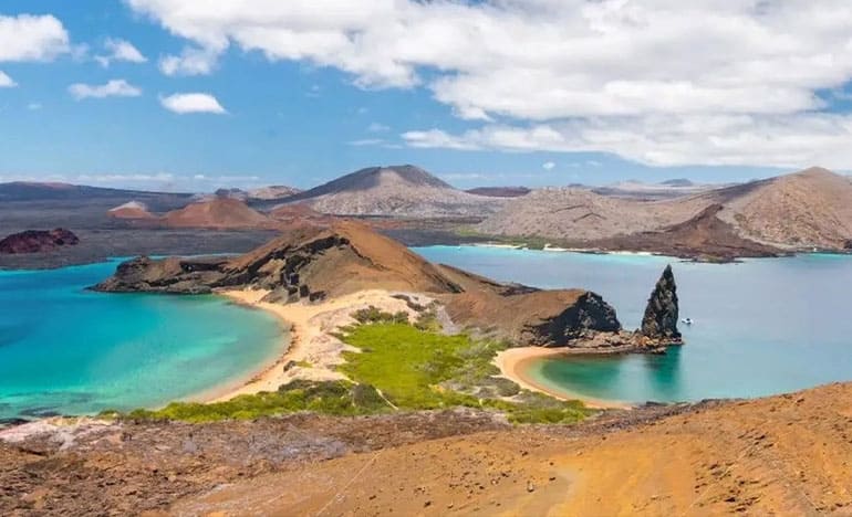 Bartolome Island viewpoint